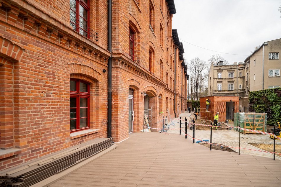 Łódź. Famuły przy Ogrodowej 24 w Łodzi prawie gotowe!