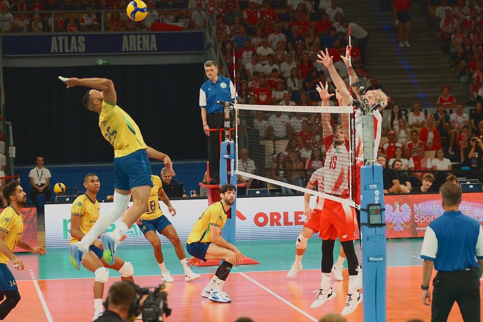 Łódź. Polska gra z Brazylią! Pełne trybuny w Atlas Arenie w Łodzi