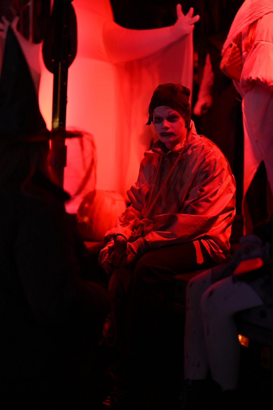 Łódź. Halloweenowa parada przeszła Piotrkowską w Łodzi. Tłumy duchów, czarownic i zombie!