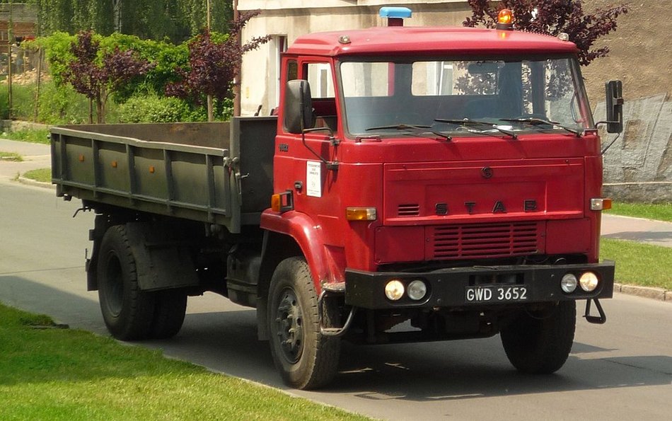 Zlot samochodów STAR w Łodzi