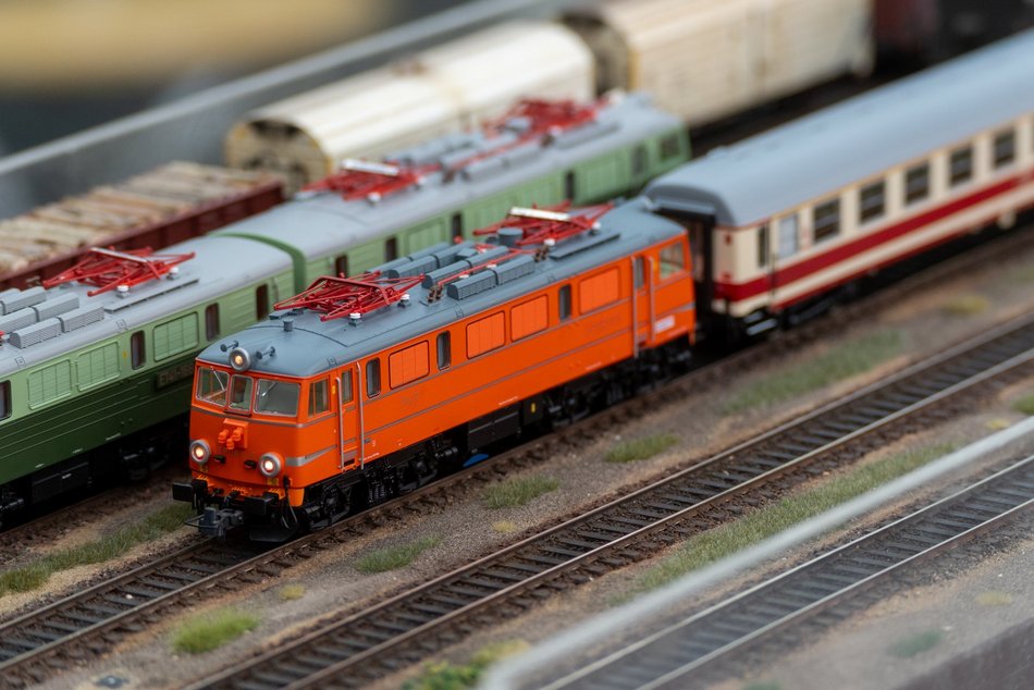 Wystawa makiet klejowych na dworcu Łódź Fabryczna