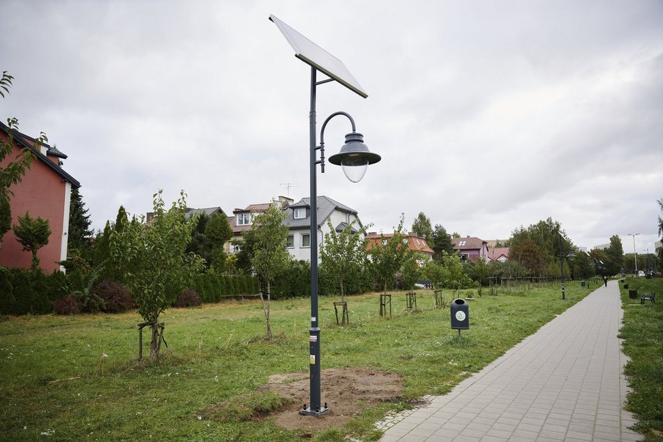 Nowe ekolatarnie stanęły na Smulsku