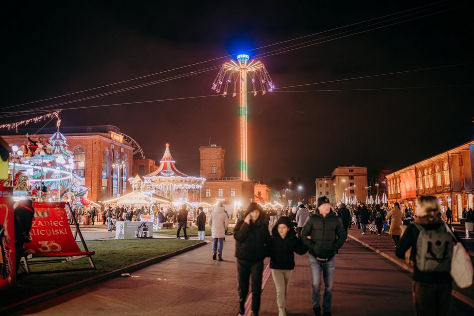 Łódź. Jarmark w Manufakturze w Łodzi tętni życiem. Tam poczujesz świąteczną atmosferę!