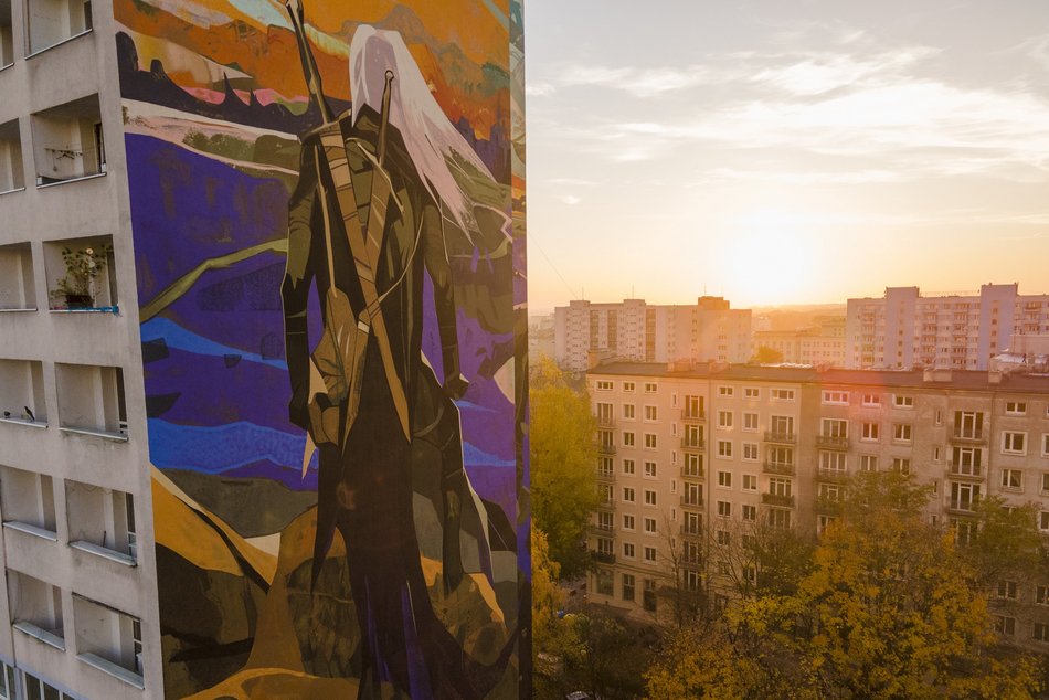 wielokolorowe murale w Łodzi