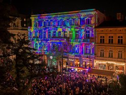 Łódź. Miliony świateł na Piotrkowskiej! Light Move Festival 2025 Łódź z lotu ptaka