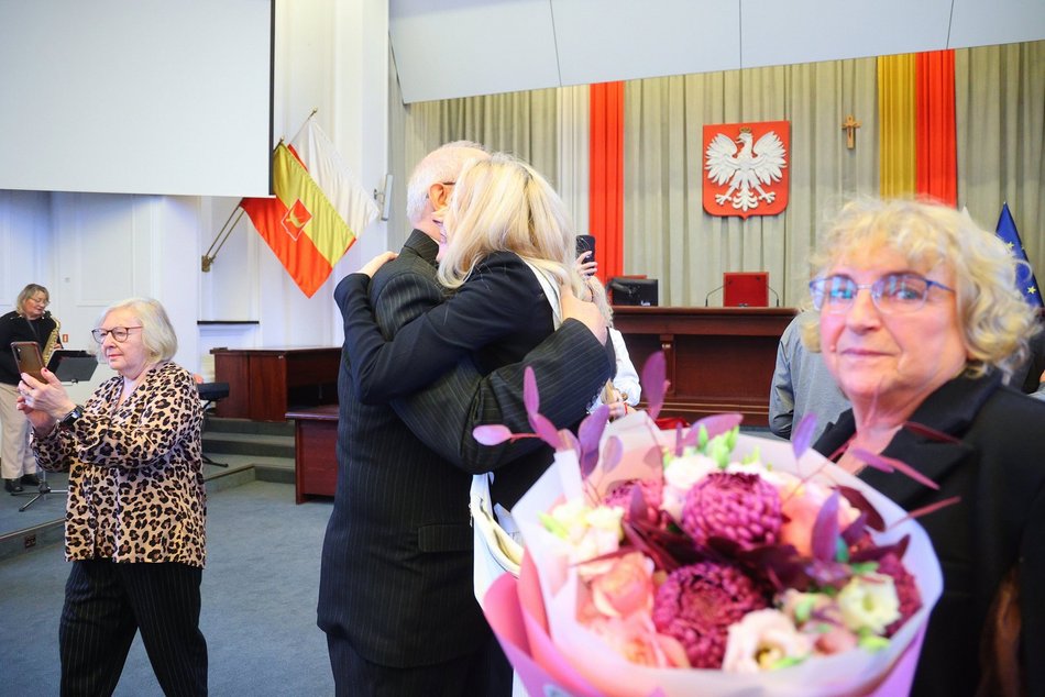 Łódź. Medale za długoletnie pożycie małżeńskie. Rekordziści są razem od 66 lat!