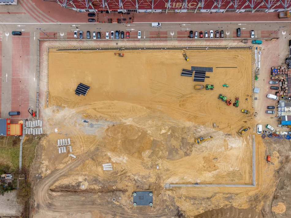 Łódź. Boisko treningowe przy stadionie Widzewa Łódź nabiera kształtów. Trwa sportowa ofensywa w Łodzi!