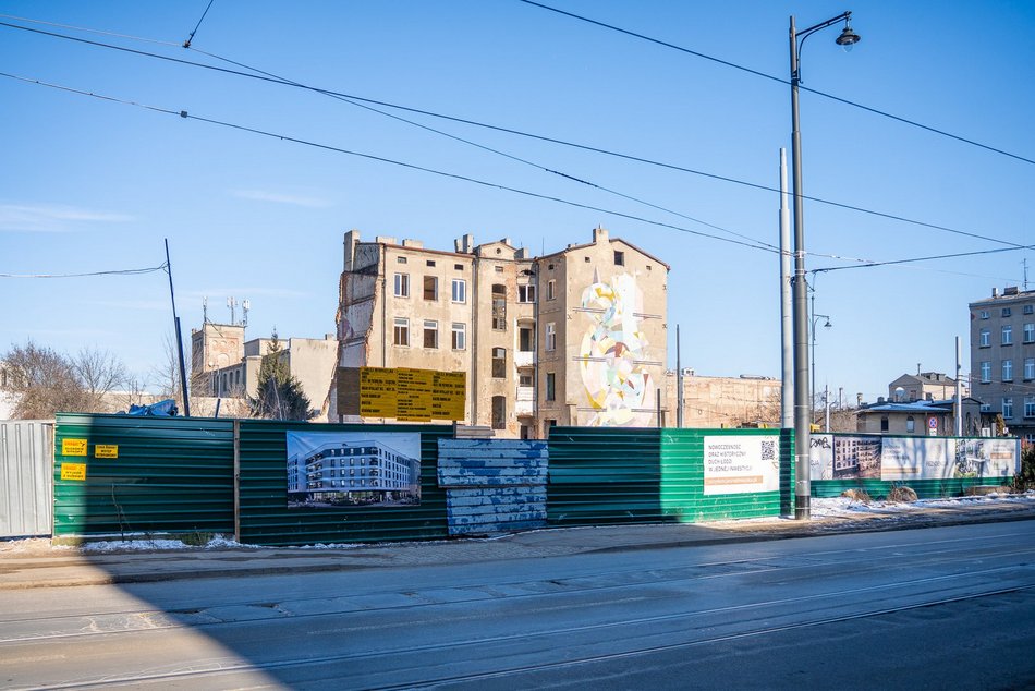 Łódź. Narożnik przy Kilińskiego i Pomorskiej przestanie straszyć. Ruszyła budowa nowych mieszkań w Łodzi