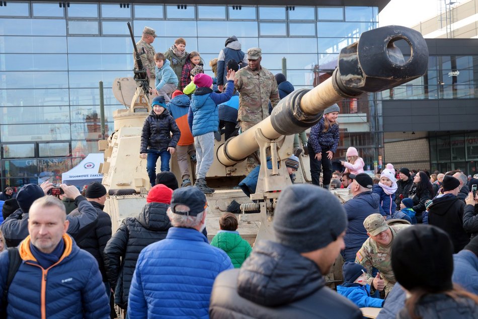 Piknik Niepodległościowy w Manufakturze w Łodzi. Masa atrakcji czeka na łodzian!