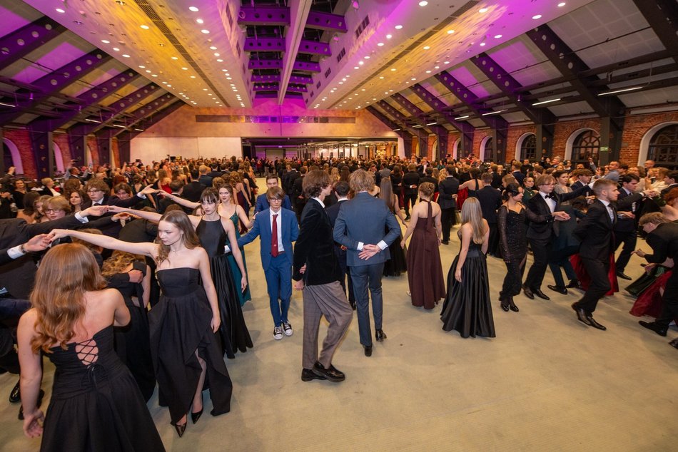 Łódź. Studniówka I LO w Łodzi