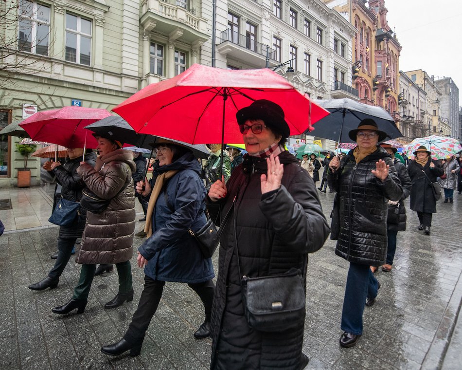 Łódź. Ogólnopolski Zjazd Krystyn! Piotrkowską przeszły setki imienniczek z całej Polski