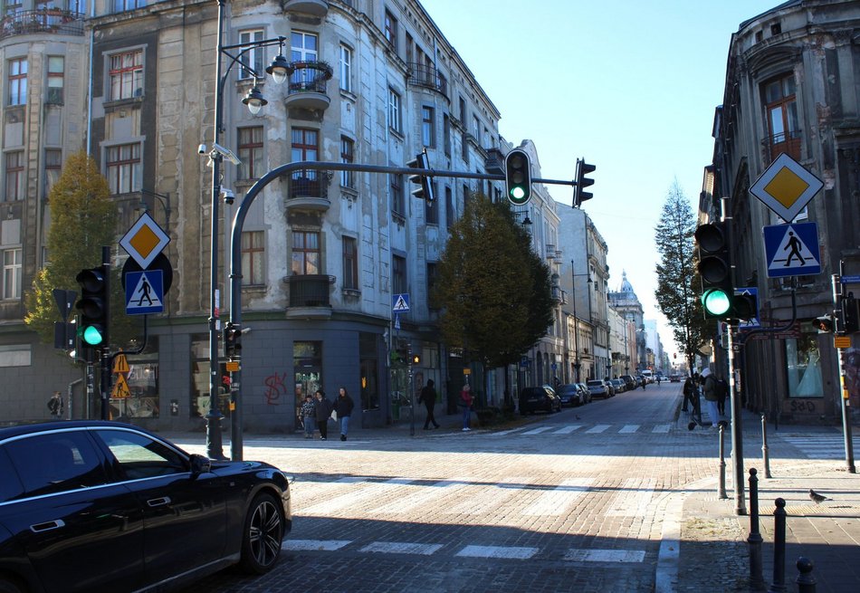 Łódź. Koniec remontu na skrzyżowaniu Wschodniej i Jaracza. Powrót autobusów MPK Łódź