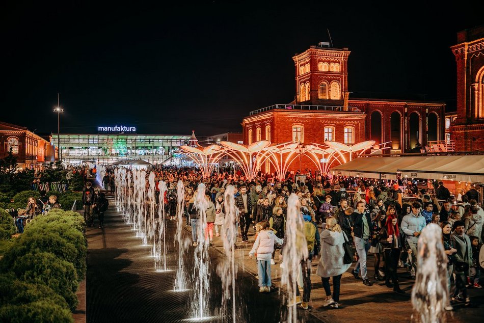 Łódź. Tłumy na Light Move Festival Łódź 2025! Mnóstwo pozytywnej energii!