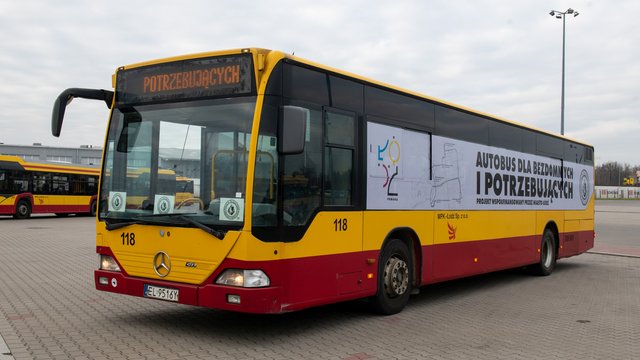 Autobus dla bezdomnych i potrzebujących rusza w trasę. Będzie kursować do wiosny [MAPA]