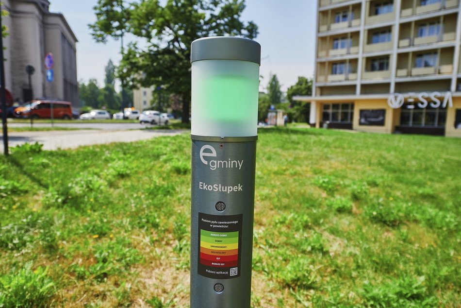 Ekosłupek na rondzie Solidarności