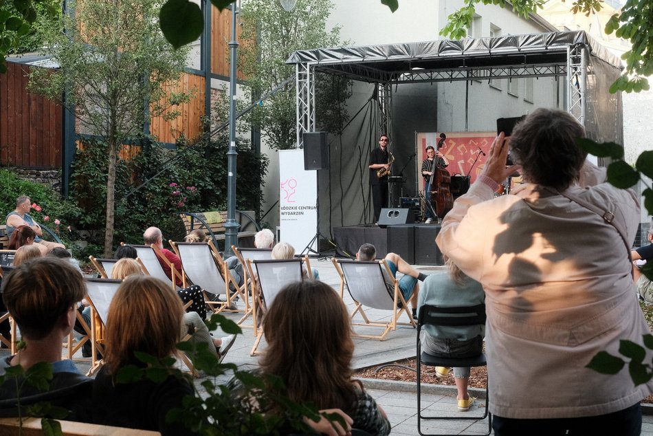Łódź. Jazzowe Wtorki w Łodzi. Melomani tradycyjnie spotkali się w Pasażu Róży