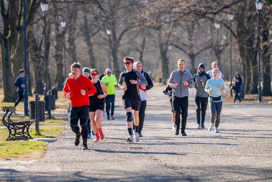 Łódź. Parkrun w Parku Poniatowskiego w Łodzi. Brałeś udział w biegu? Znajdź się na zdjęciach!
