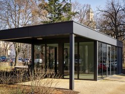 Łódź. Plac Komuny Paryskiej w Łodzi otwiera się na najemców. Stwórz tam własny biznes!