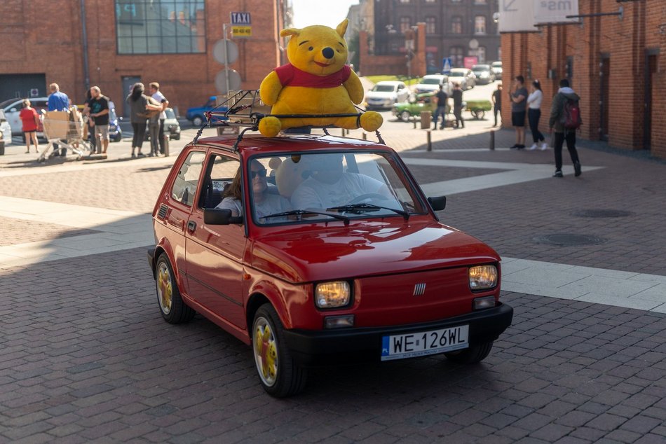 Zlot Maluchów w Manufakturze