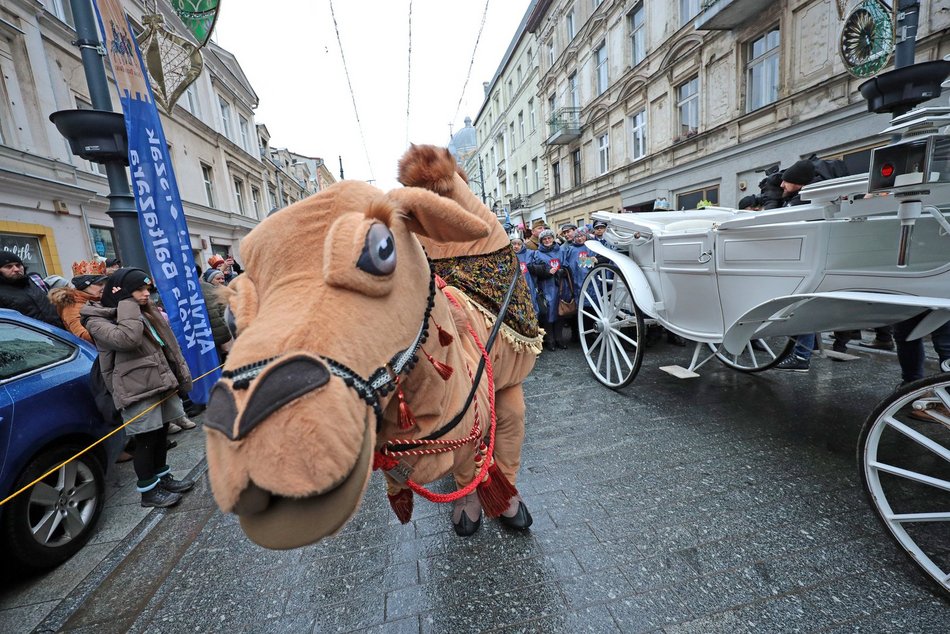 Orszak Trzech Króli na ul. Piotrkowskiej w Łodzi