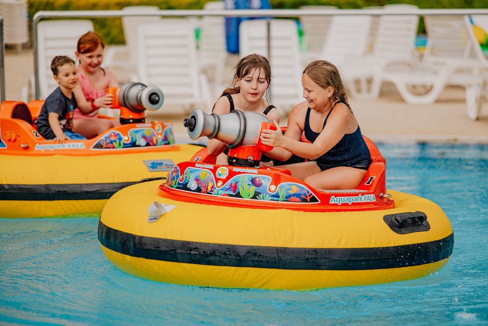 Łódź. Bitwa na wodnych skuterach w Aquaparku Fala! To jedyna taka atrakcja w Polsce!