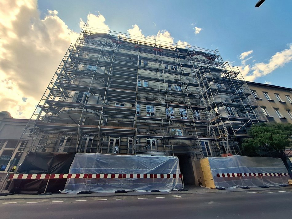 Rewitalizacja kamienicy przy POW w Łodzi. To dzięki miejskim dotacjom