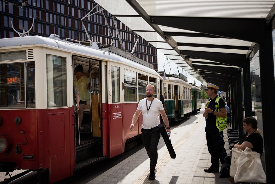 Łódź. 602. Urodziny Łodzi dla fanów tramwajów. Zwiedzanie zajezdni i zabytkowe pojazdy