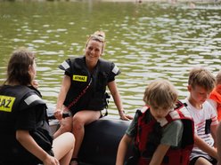 Chill na pikniku w Arturówku z okazji 602. Urodzin Łodzi. Alpaki, dmuchańce i bańki mydlane