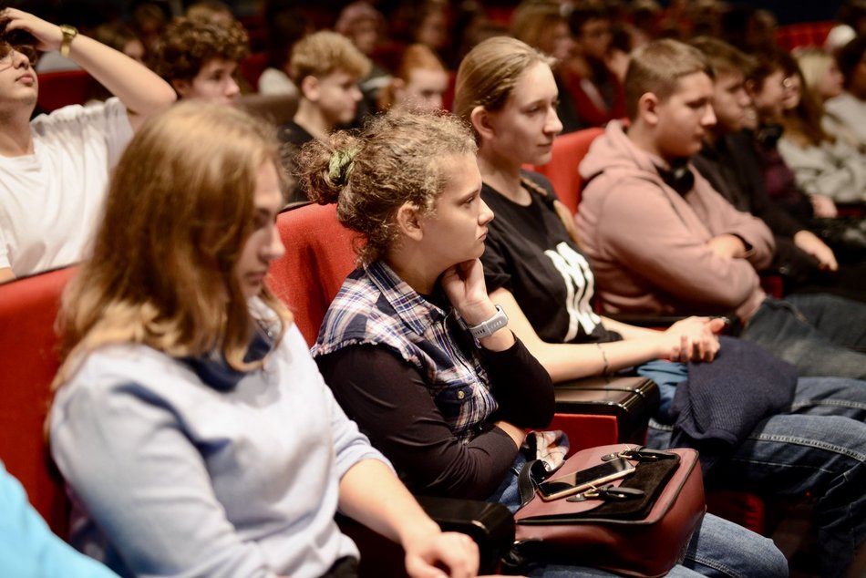 Licealiści z Łodzi biorą udział w konferencji na Politechnice Łódzkiej