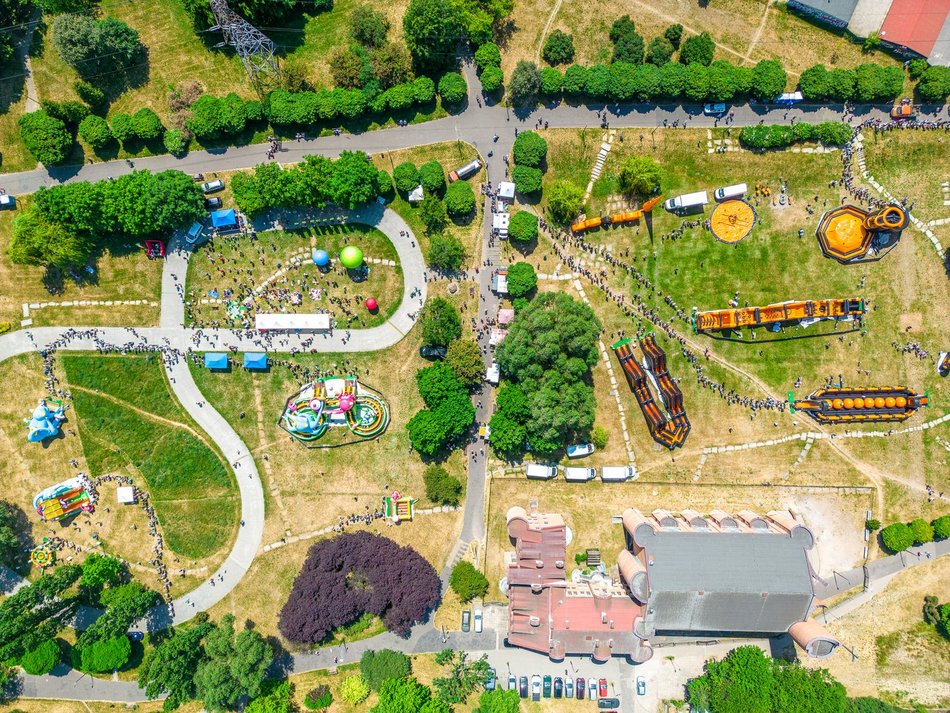 Festiwal dmuchańców w parku Podolskim w Łodzi