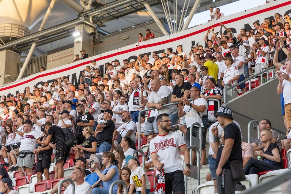 Łódź. Kibice na meczu ŁKS Łódź ze Stalą Mielec. Byłeś? Odszukaj się w naszej galerii
