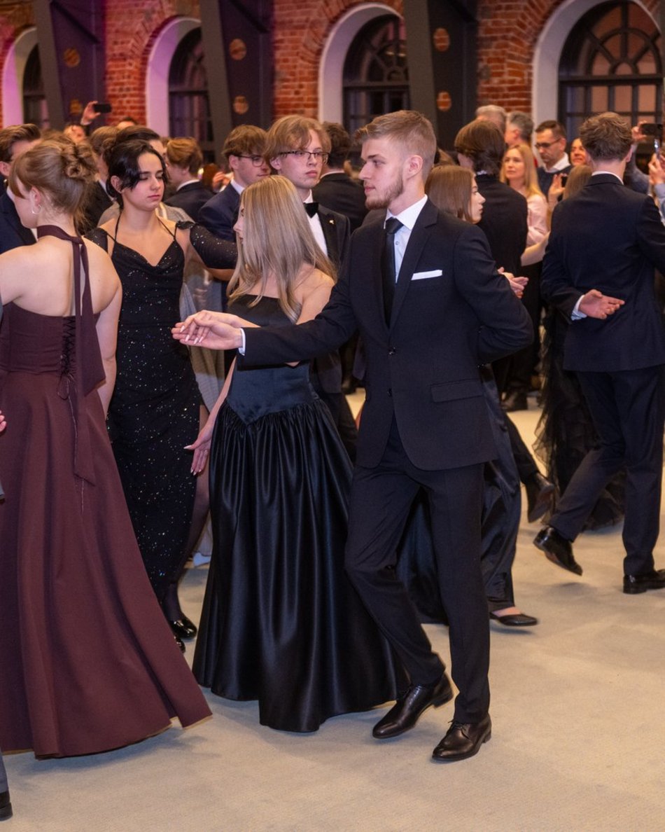 Łódź. Studniówka I LO w Łodzi