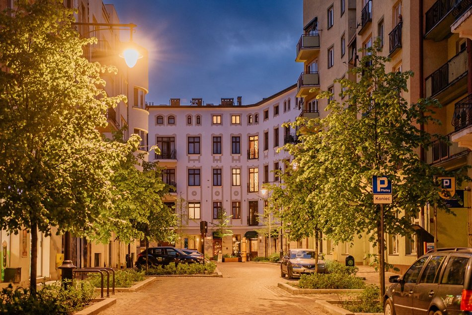 Łódź. TOP 10 woonerfów w Łodzi! To prawdziwe oazy zieleni w centrum miasta