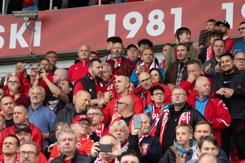 Łódź. Kibice na meczu Widzewa Łódź z Arką Gdynia. Byłeś/aś? Znajdź się w galerii!