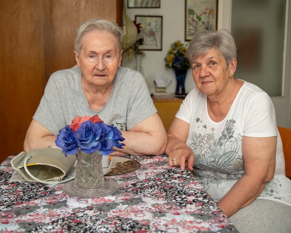 Łódź. Bądź jak pani Liliana i pomagaj sąsiadom! Skorzystaj z programu usług sąsiedzkich MOPS w Łodzi