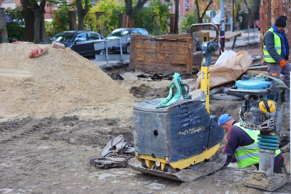 Remont Tymienieckiego w Łodzi. Widać już zarys nowej jezdni