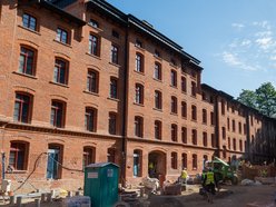 Łódź. Remont famuł przy Ogrodowej w Łodzi. Zobacz, co dzieje się na przeciwko Manufaktury!