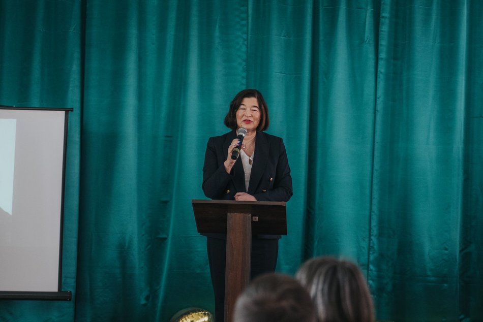 Łódź. Urodziny XXI Liceum Ogólnokształcącego w Łodzi. Huczne obchody z okazji 80-lecia