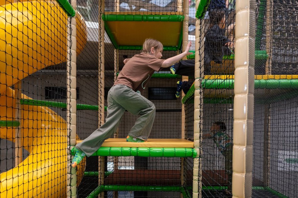 Łódź. Nowy figloraj w Orientarium Zoo Łódź bez barier. Sala zabaw dostosowania dla dzieci neuroatypowych