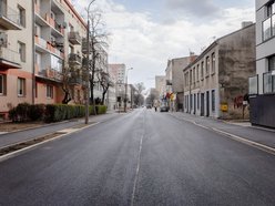 Łódź. Przędzalniana w Łodzi otwarta. Nowa jezdnia, chodniki i parkingi