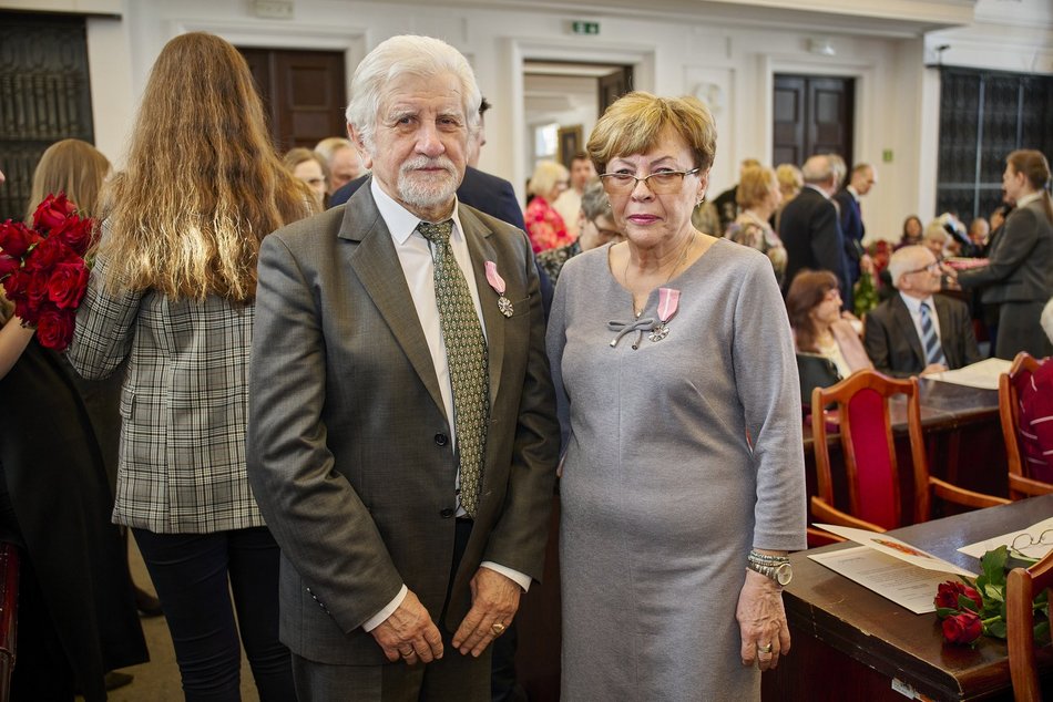 Małżeństwa z Łodzi uhonorowane medalami za wieloletnie pożycie