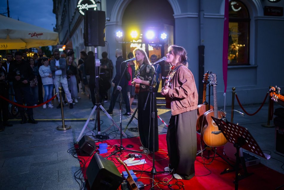 Łódź. Songwriter Łódź Festiwal. Niezwykły klimat przy kultowym zegarze