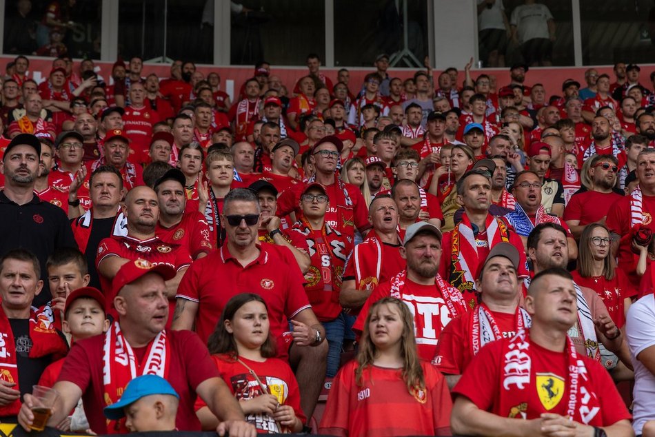 Łódź. Kibice na meczu Widzewa Łódź z Zagłębiem Lubin. Byłeś? Odszukaj się w galerii