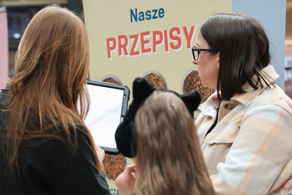 Łódź. Psi Targ w Manufakturze w Łodzi. Każdy miłośnik czworonogów znajdzie tu coś dla siebie