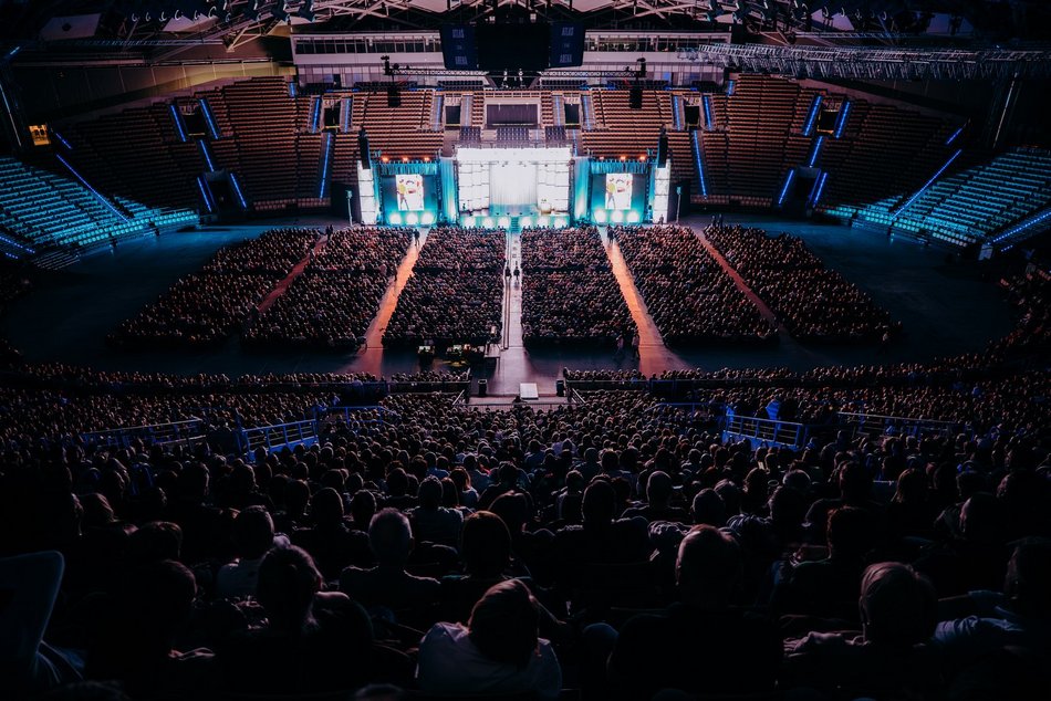 Łódź. Polska Noc Kabaretowa 2026 w Atlas Arenie w Łodzi. Śmiechom nie było końca!