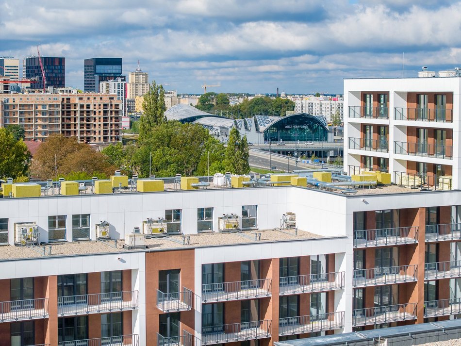 Łódź. Nowe Centrum Łodzi rośnie w oczach! Zobacz wielką budowę przy Tuwima z lotu ptaka