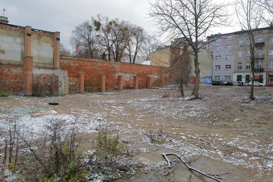 Po tych budynkach nie ma już śladu! W 2024 roku wyburzono w Łodzi prawie 150 obiektów