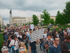 Łódź dla wszystkich! Piotrkowską przeszedł pokojowy spacer