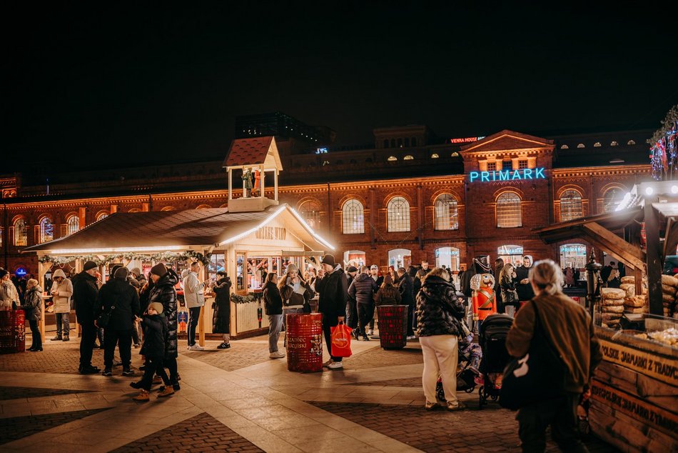 Łódź. Jarmark w Manufakturze w Łodzi tętni życiem. Tam poczujesz świąteczną atmosferę!