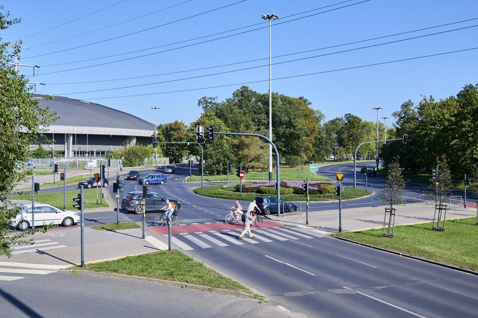 Rondo u zbiegu al. Bandurskiego i ul. Krzemienieckiej